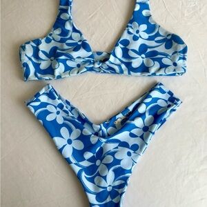 Skatie Penny/Mandi Blue Floral Bikini Set